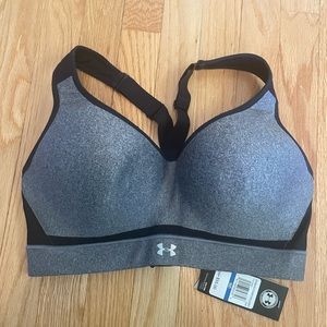 NWT Women’s Under Armour Sports Bra